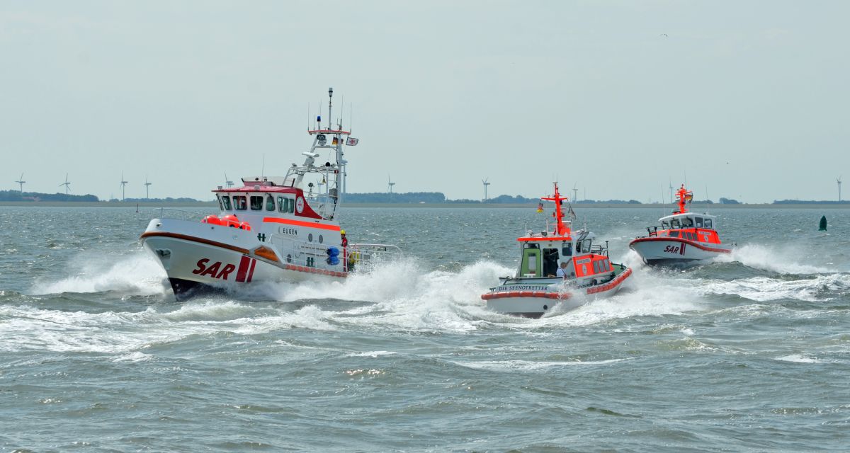 Tag der Seenotretter an Nord- und Ostsee mit Open Ship auf vielen Stationen der Deutschen Gesellschaft zur Rettung Schiffbruechiger (DGzRS)
