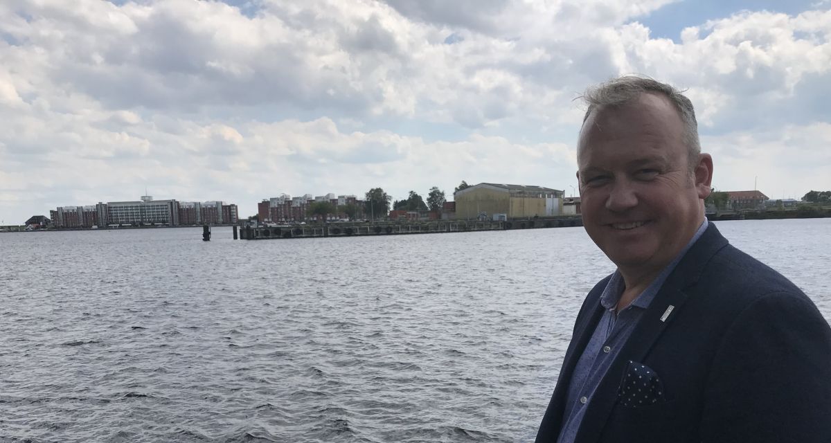 Zu sehen ist Andreas Wagner, der ehemalige Oberbürgermeister von Wilhelmshaven. 