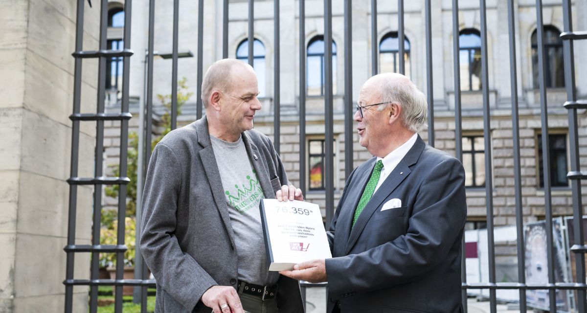 Petitionsübergabe Berne Grote