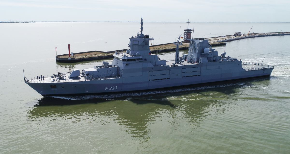 Besatzung „Delta“ der Fregatte „Nordrhein-Westfalen“ neuer Führung