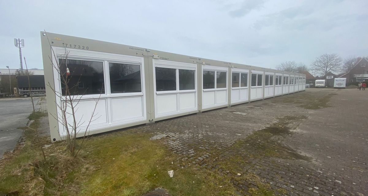 Sammelunterkunft/ Container-Wohnanlage für geflüchtete Ukrainer*innen im Landkreis Wittmund in Esens. 