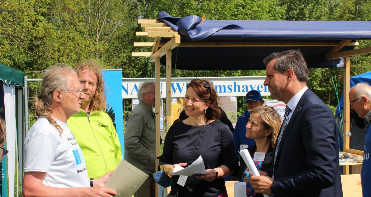 Minister*innen besuchen Klimacamp