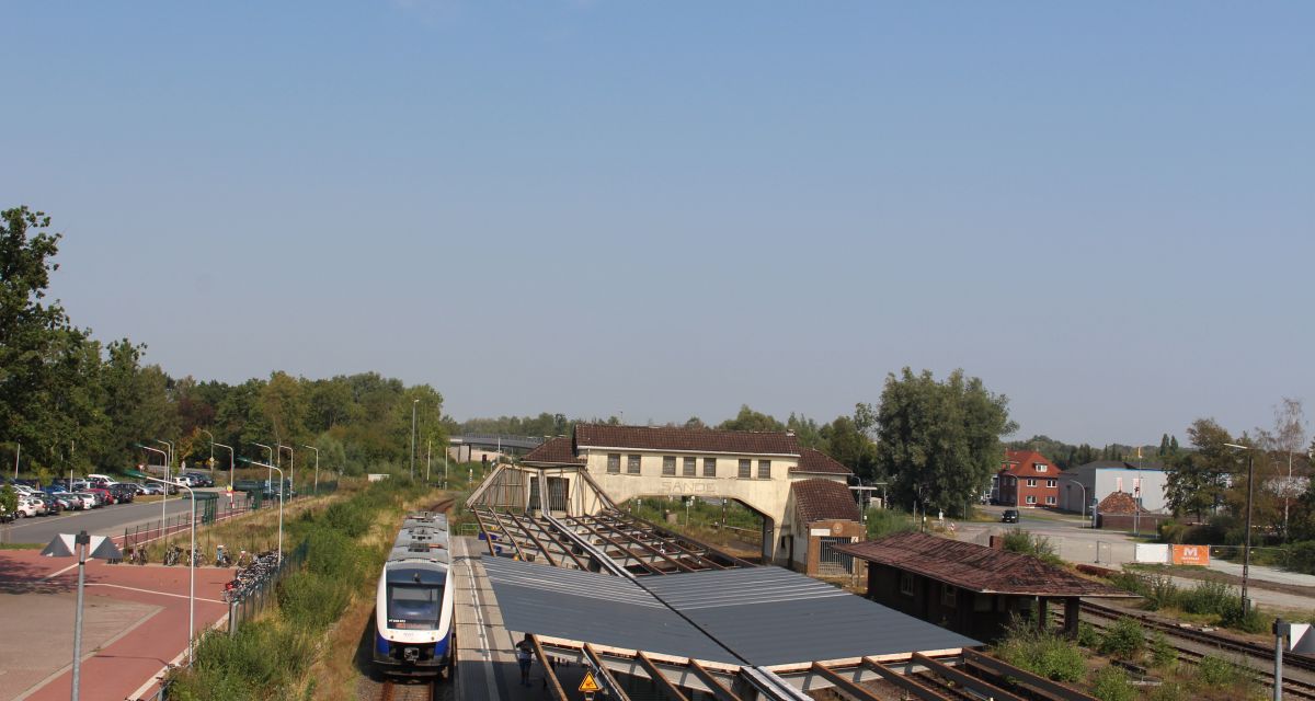 Ausbaustrecke zum JadeWeserPort Ende des Jahres fertig