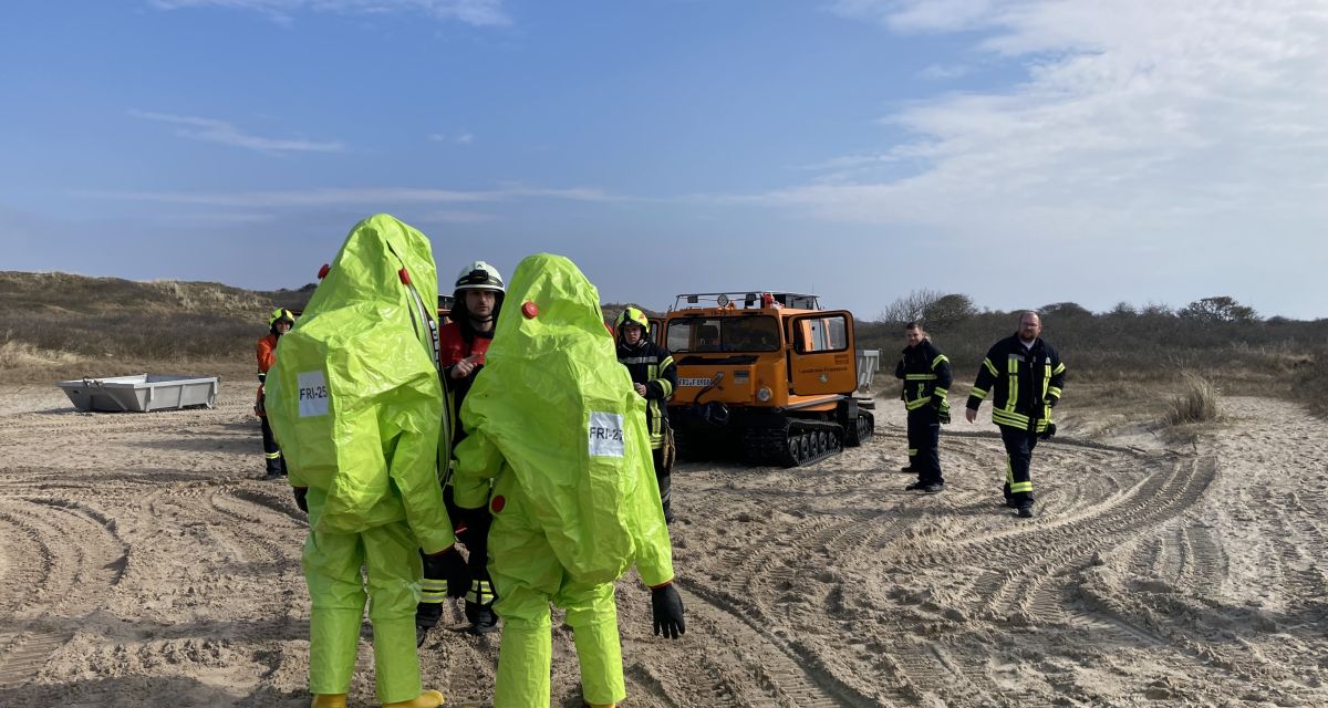 Großübung zur Bekämpfung von Chemieunfällen auf Wangerooge