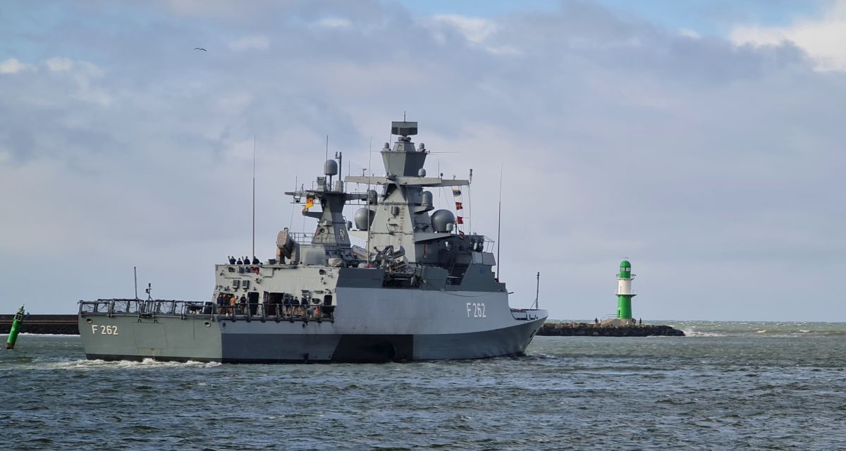 Zu sehen ist die Korvette F262 
