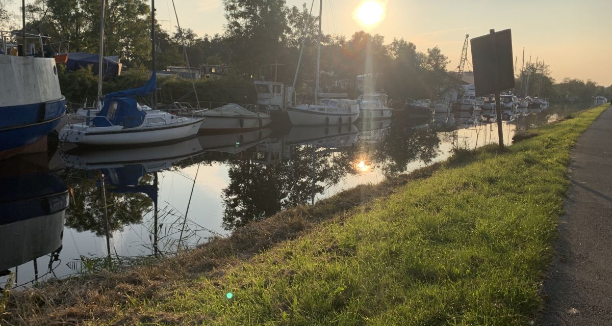 Klappbrücke Ems-Jade-Kanal