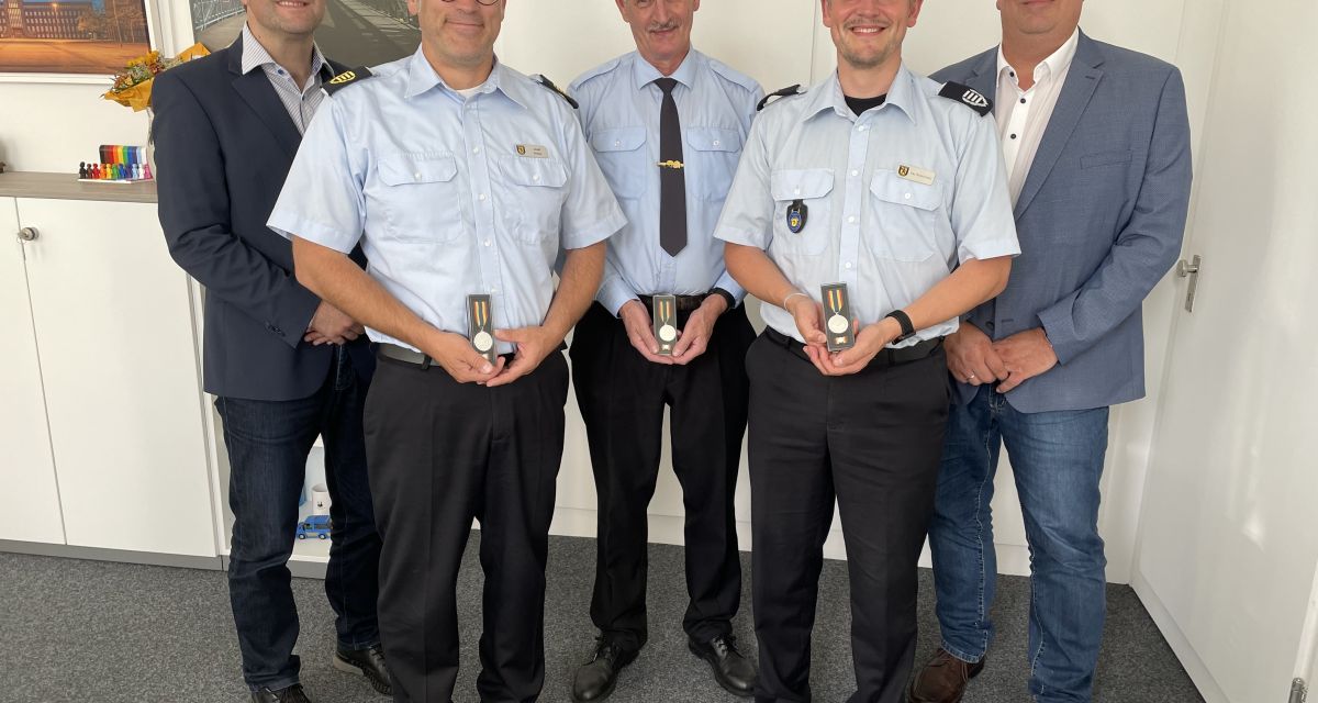 Medaille für Wilhelmshavener Feuerwehrleute