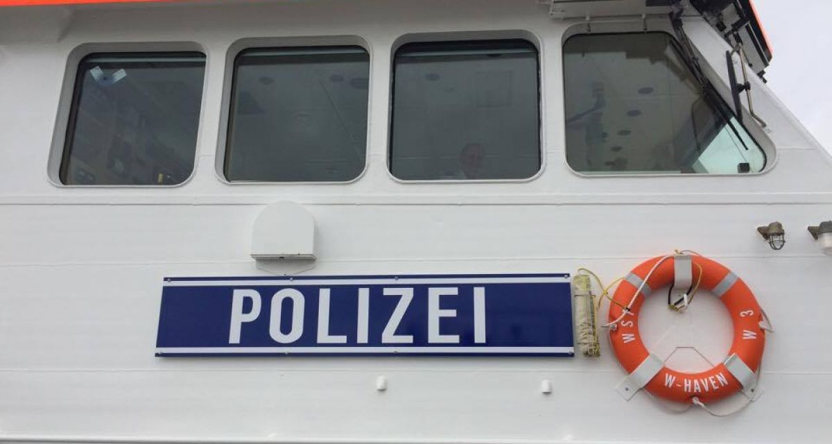 Wasserschutzpolizei_5_Schiffstaufe_040511_jeh_1