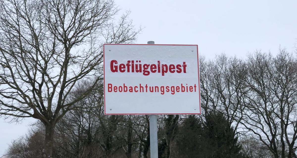 Auf dem Bild ist ein Schild zu sehen, das die Aufschrift