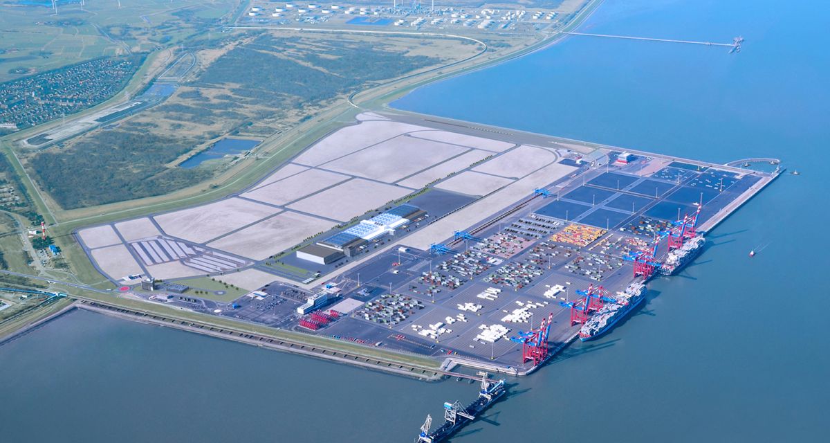 Das Bild zeigt eine Luftaufnahme des Jade-Weser-Ports in WIlhelmshaven.