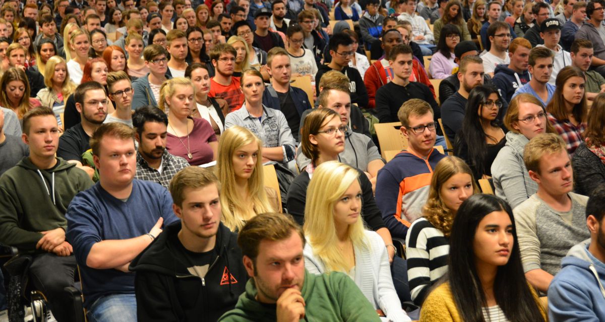 1770 neue Studenten im Winter-Semester