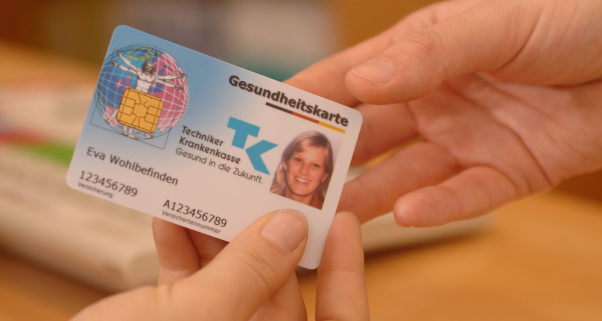 Zu sehen ist die Muster-Kundenkarte der Techniker Krankenkasse.