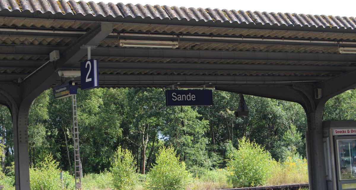 Der Bahnhof Sande
