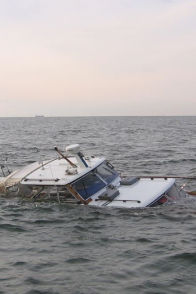 Motoryacht sinkt vor Spiekeroog