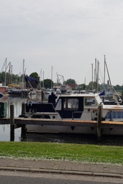 Schleusentore werden eingesetzt