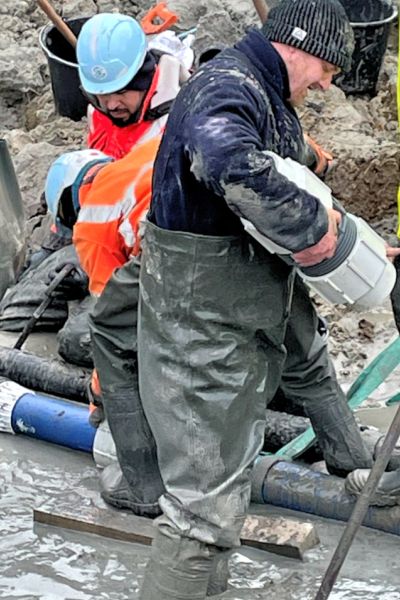 Defekte Wasserleitung nach Wangerooge repariert