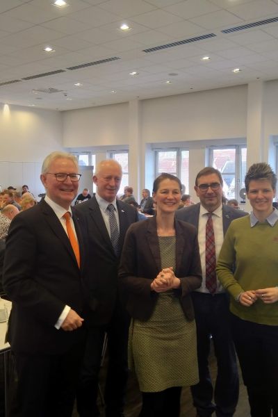 Landwirtschaftsministerin auf Agrar-Forum der Volksbank