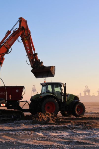 Baubeginn für Containerlager