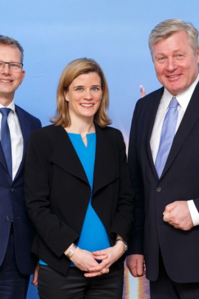 Mehr Umschlag an den Häfen in Wilhelmshaven