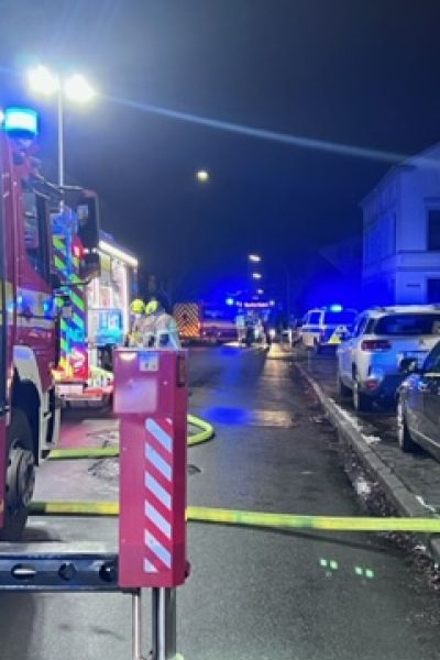 Brand in Mehrfamilienhaus in Wilhelmshaven