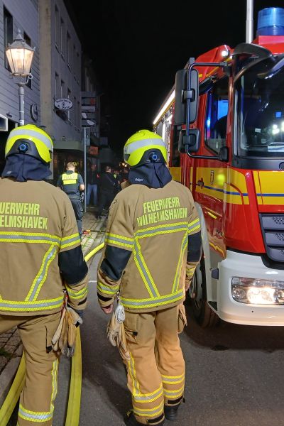 Feuer in leerstehender Diskothek in Wilhelmshaven
