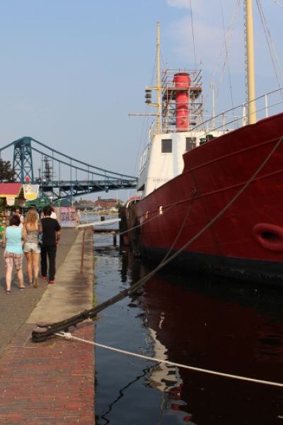 Wilhelmshaven: Museumsschiff als Touristinfo
