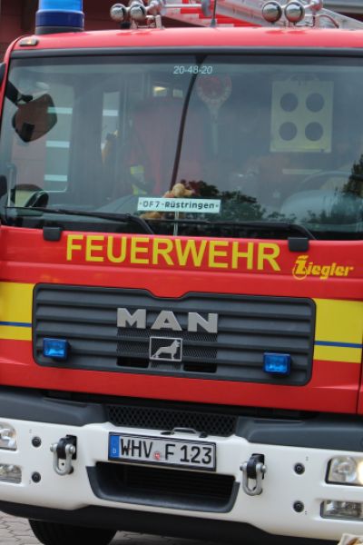 Brand im Gewerbegebiet in Wilhelmshaven