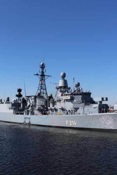 Fregatte „Lübeck“ auf den Weg ins Mittelmeer