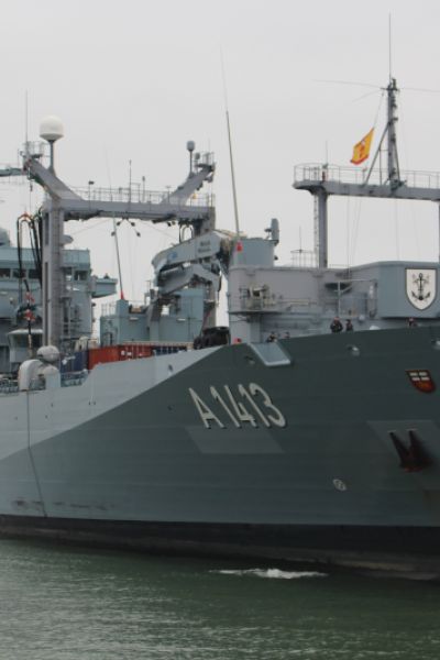 Einsatzgruppenversorger „Bonn“ kehrt zurück