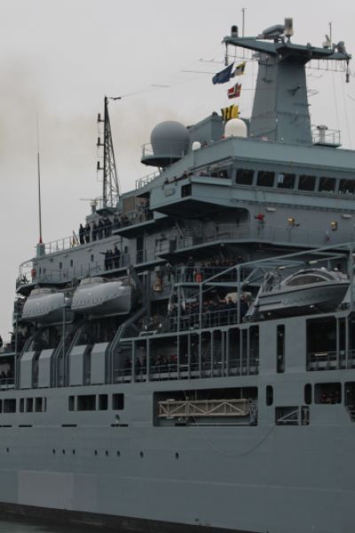 Einsatzgruppenversorger „Bonn“ kehrt zurück