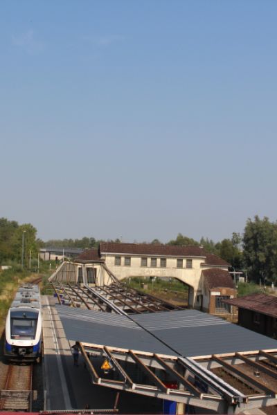 Ausbaustrecke zum JadeWeserPort Ende des Jahres fertig