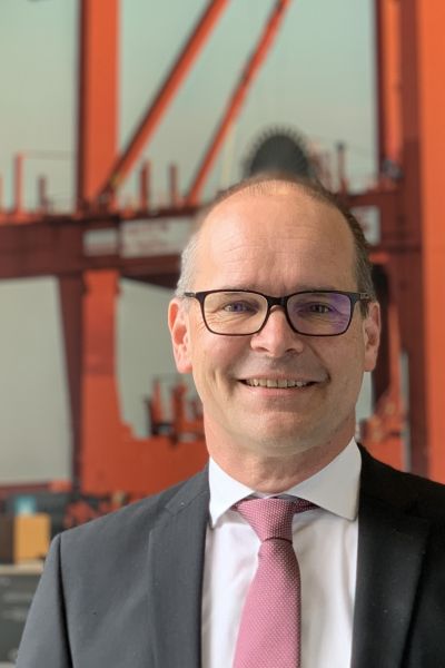 Verkehrsminister Tonne sieht Regionalflughäfen bedroht