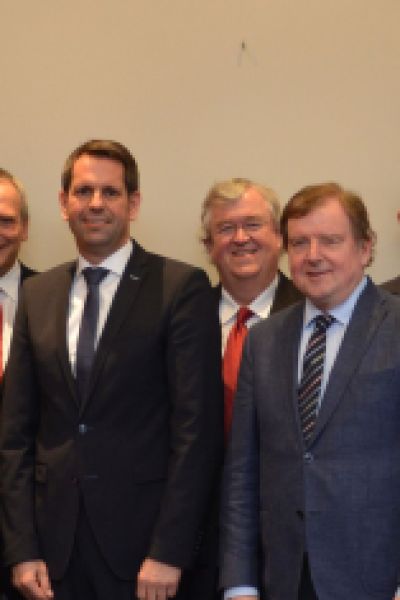 IHKN für Stärkung der Berufsschule