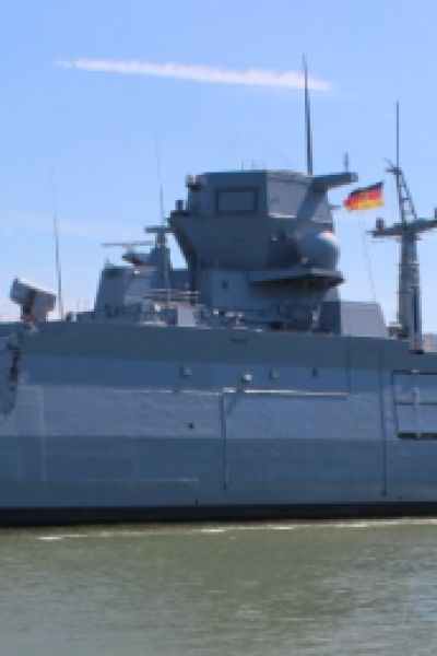 Bundeswehr gibt Fregatte zurück