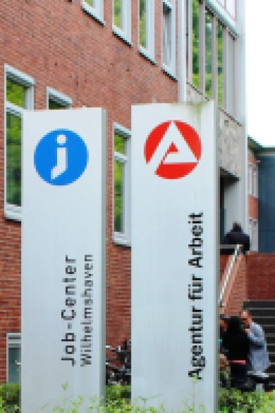 Weniger Arbeitslose im November