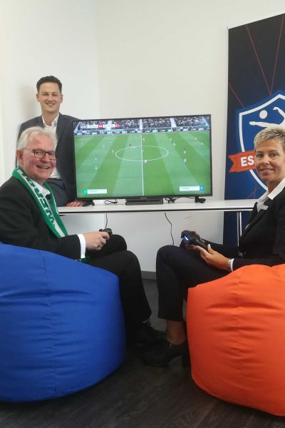 Volksbank Jever organisiert FIFA Turnier in Wilhelmshaven
