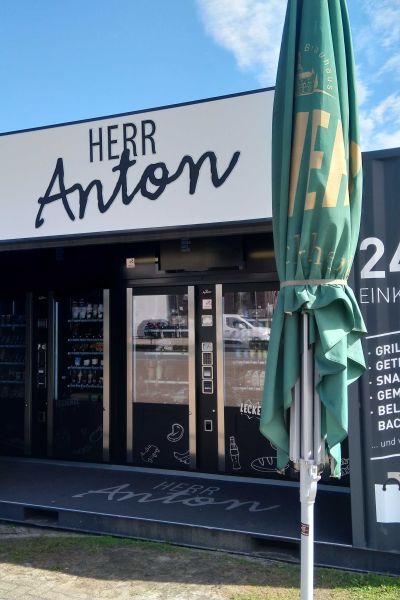 Hotelier aus Jever plant weitere Einkaufsautomaten