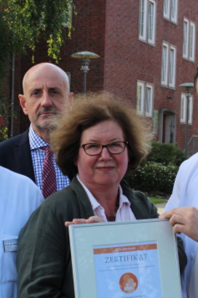 Nordwest-Krankenhaus Sanderbusch als MS-Zentrum ausgezeichnet