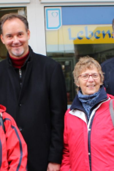 SPD-Kandidat besichtigt Marktstraße