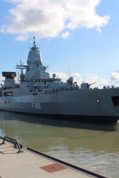 Fregatte „Hamburg“ bleibt im Mittelmeer