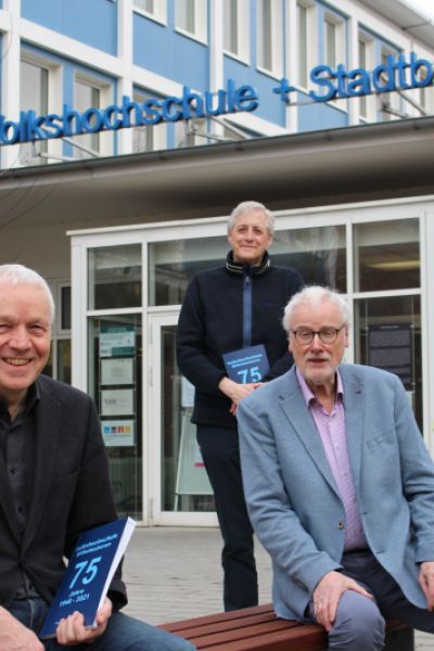 Volkshochschule Wilhelmshaven feiert 75-jähriges Bestehen