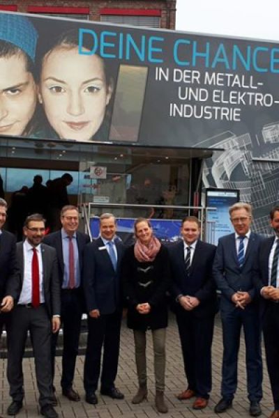 Informations-Truck der Nordmetall an der BBS