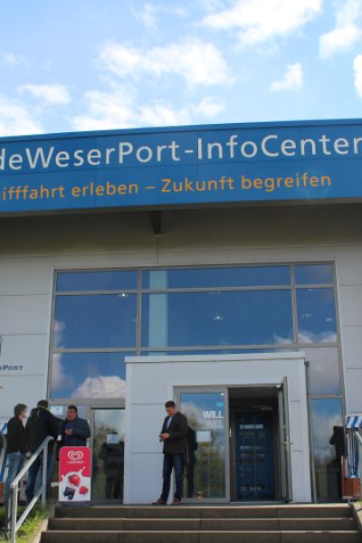 Neueröffnung des InfoCenters am Jade-Weser-Port