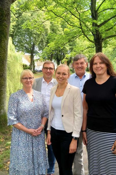 Friesland und Schortens unterschreiben Nutzungsüberlassungsvertrag für die Abgabe der Kindertagesstätten