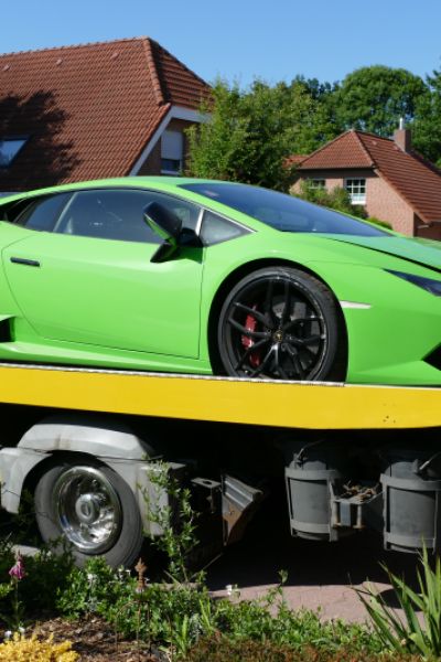 Hausdurchsuchungen wegen Drogenhandels