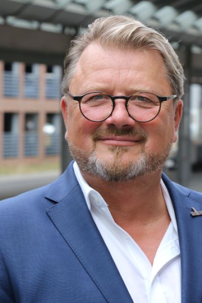 Von den Berg gibt Fraktionsvorsitz ab