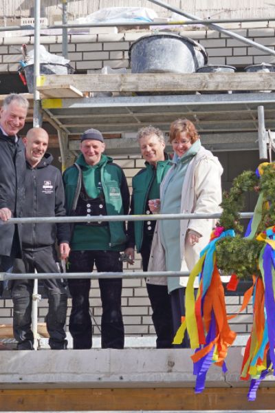 Richtfest für neuen Zwischenbau an der Hafenschule in Varel