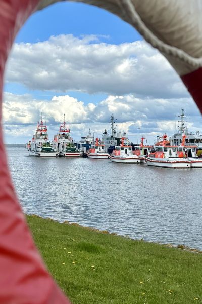 Seenotrettung übt in Wilhelmshaven für den Ernstfall