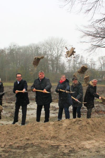 Spatenstich für den Neubau der Marion-Dönhoff-Schule
