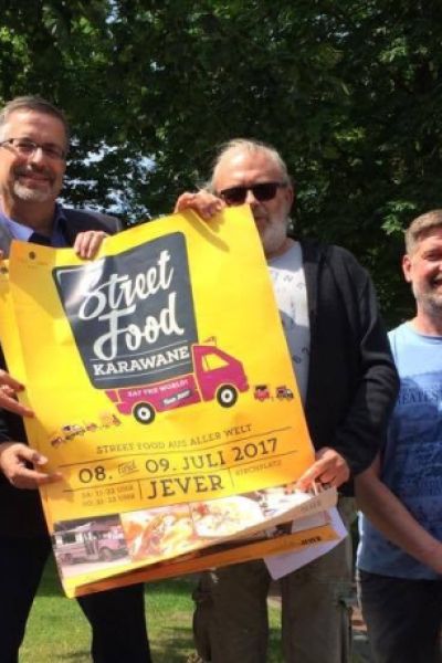 Street-Food-Karawane in Jever